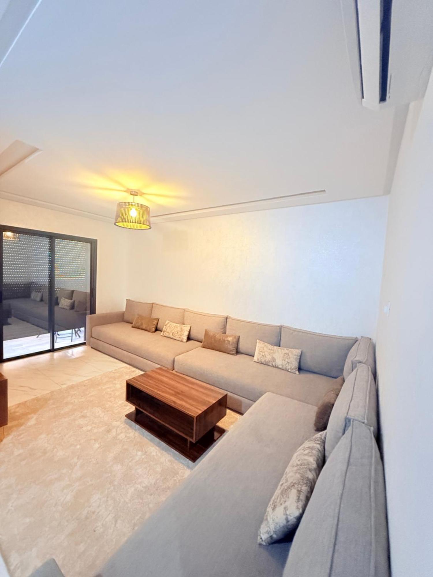 N9 Cosy Familial & Balcon & Piscine Apartment